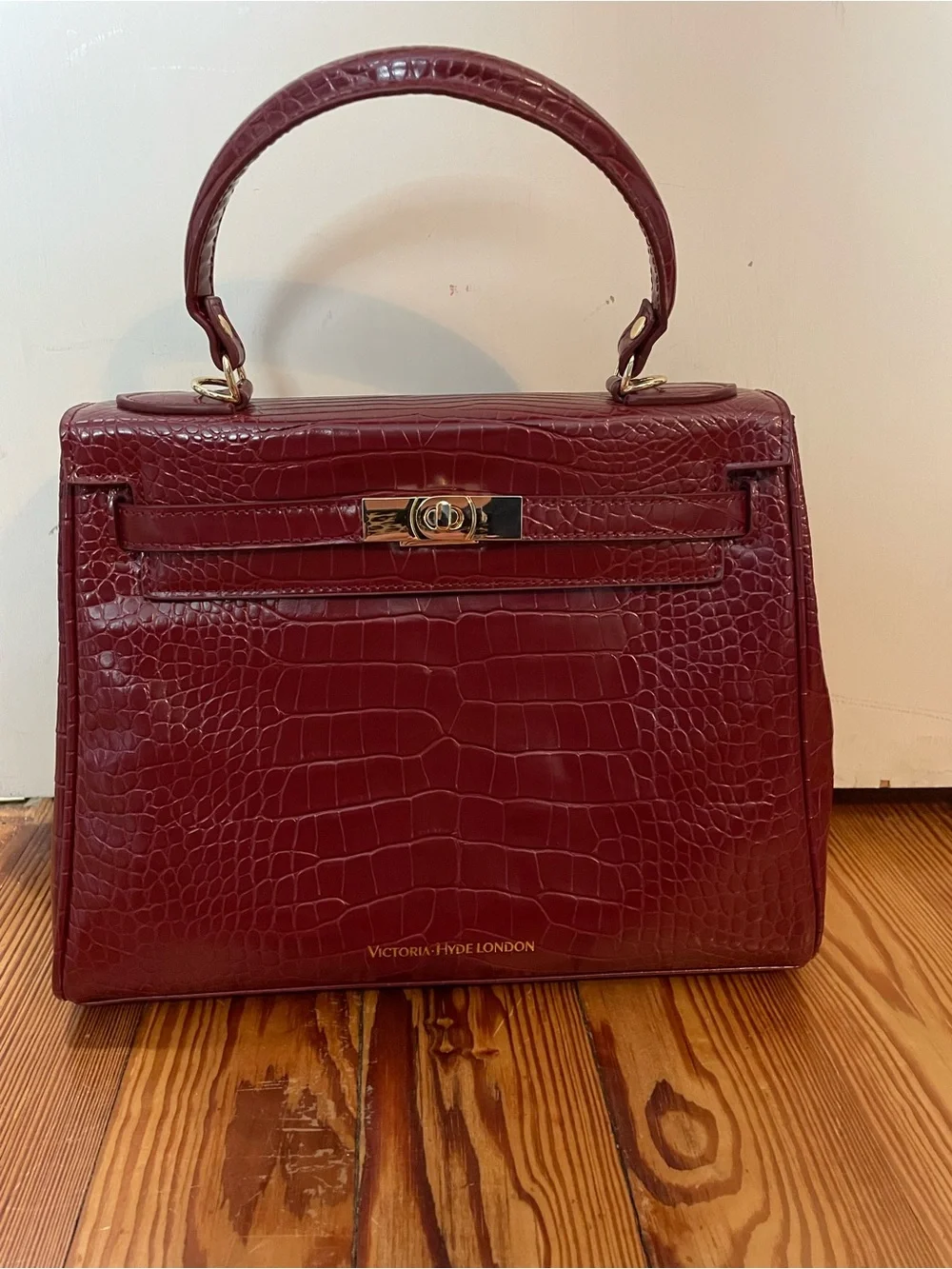 Victoria Hyde London Women's Burgundy Croc-Embossed Top-Handle Bag